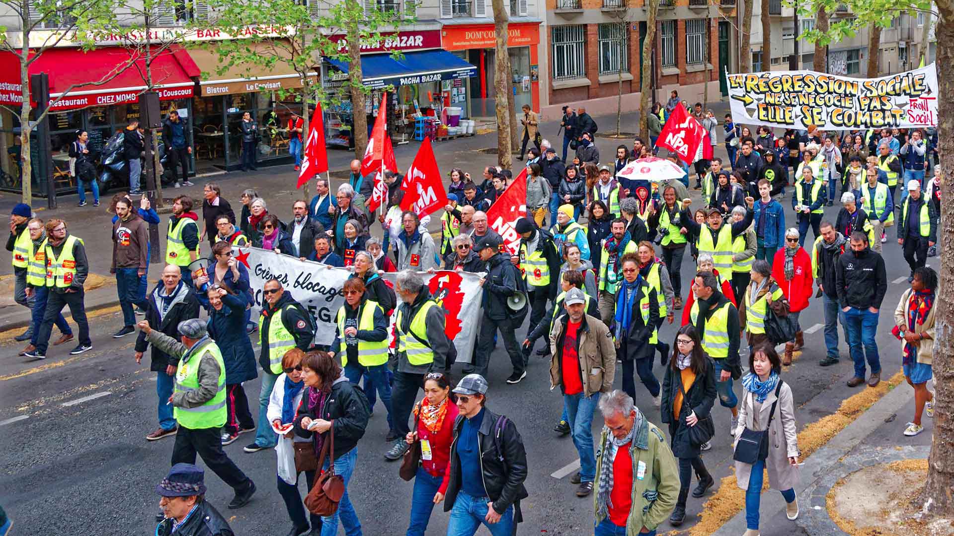 Manifestation des gilets jaunes le 27 Avril 2019, Des Banderoles revendicatives 